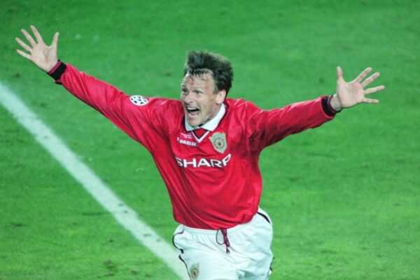 Teddy Sheringham is a strategic striker at Manchester United.