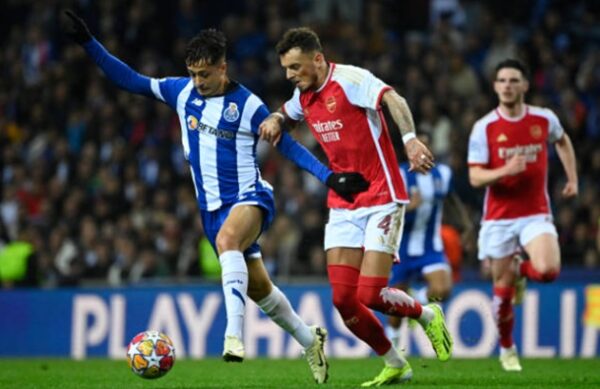 White took on the role of virtual defender against Porto